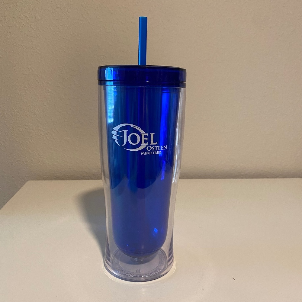Blue Double Wall Travel Tumbler w/ Straw